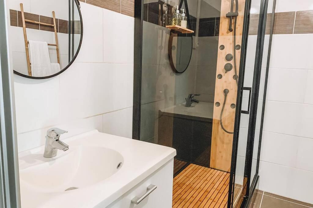 Nuit D'Exception - Loft Avec Jacuzzi Apartment Bordeaux Exterior photo